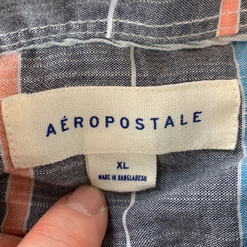 Aeropostale Men's Striped Button Down - Picture 4 of 5